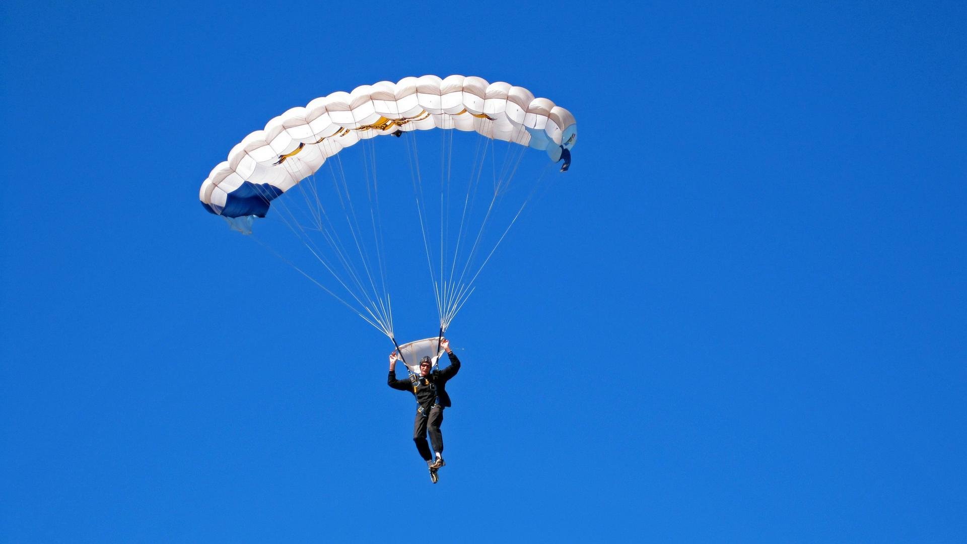 意甲赛季中期体能衰减与伤病预防对策探讨，意甲体育